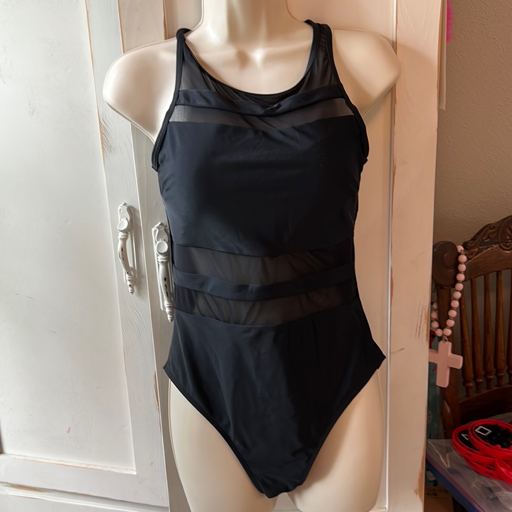 Nwt Medium Black Swimsuit 263
